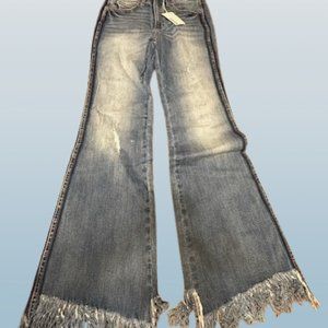 Tricot High Rise Fray Ankle Hem Jeans  (2)  4052  NWT Boutique